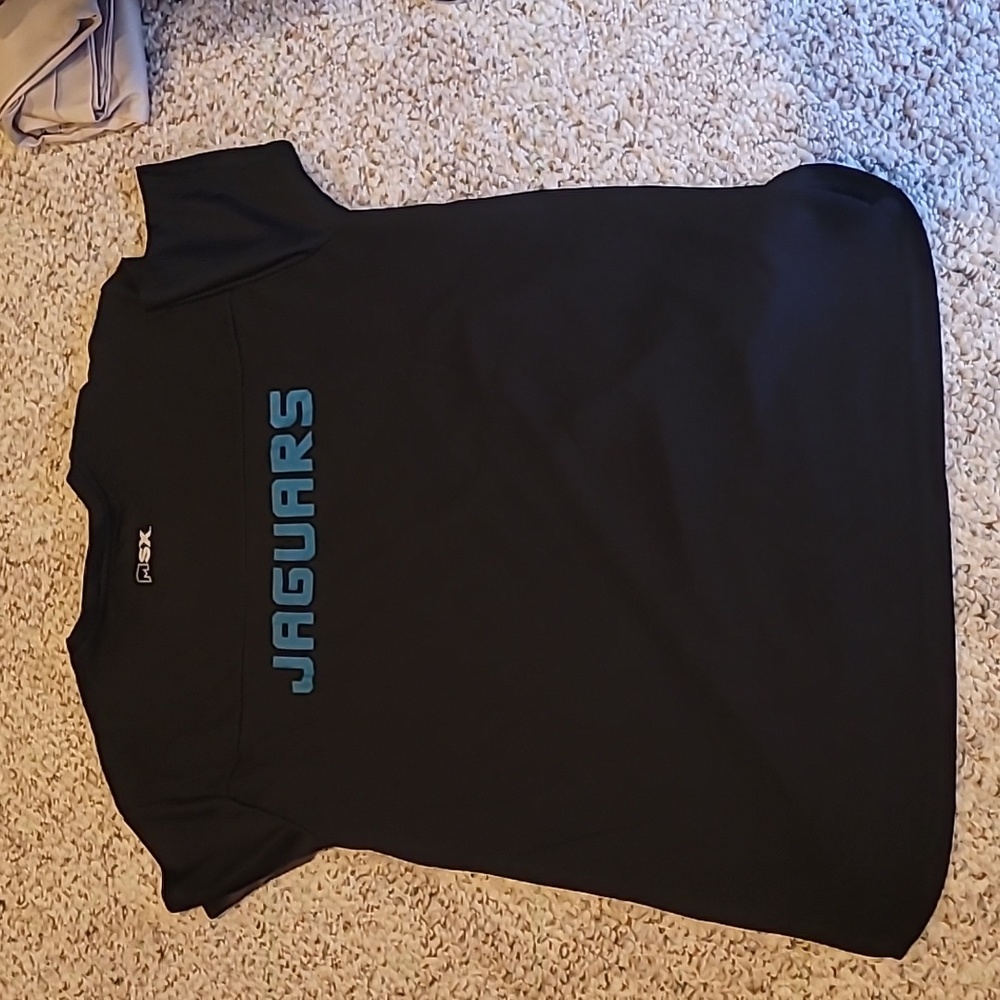 Jacksonville jaguars short sleeve t shirt - Picture 2 of 2